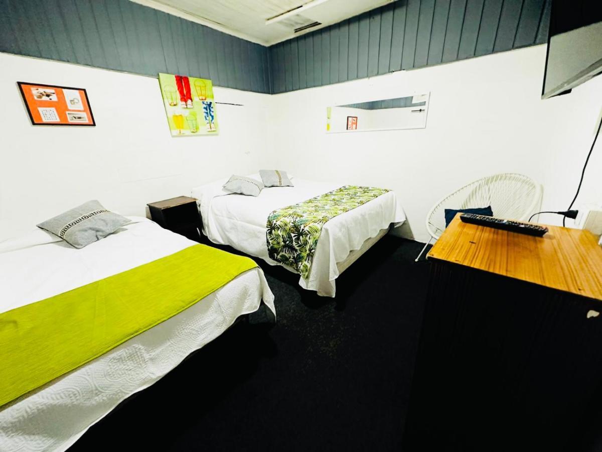 Hostal 3 Norte San Antonio  Bagian luar foto